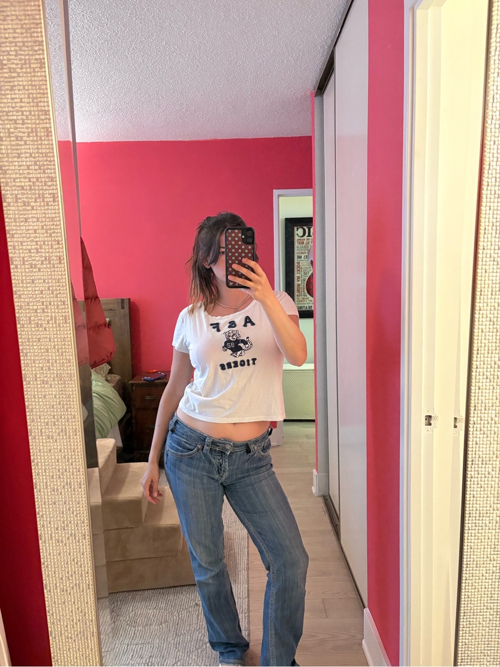 Abercrombie & Fitch White Cropped Graphic Tee